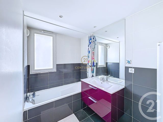 Appartement T3 à vendre - 3 pièces - 60.86 m2 - LYON - 69008 - RHONE-ALPES - Century 21 Hestia Ldi