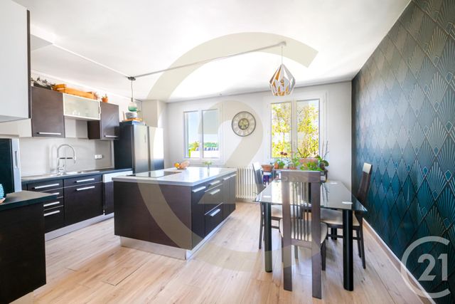 appartement - VAULX EN VELIN - 69