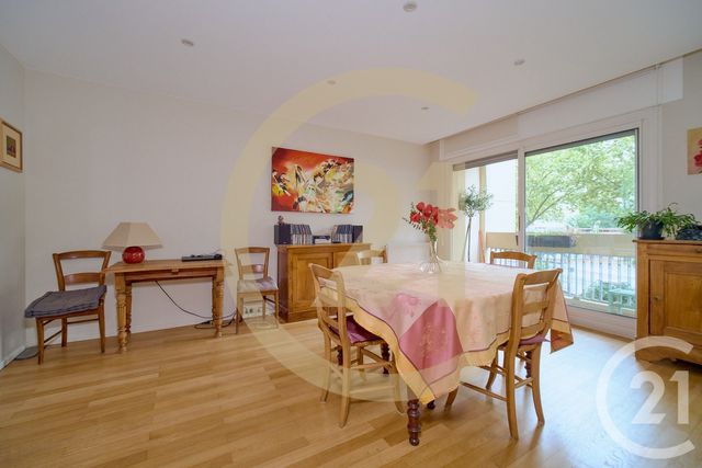 Appartement T4 à vendre - 4 pièces - 107.75 m2 - LYON - 69008 - RHONE-ALPES - Century 21 Hestia Ldi