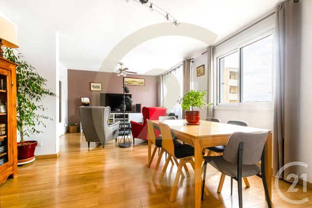 Appartement F5 à vendre - 5 pièces - 100.14 m2 - VILLEURBANNE - 69 - RHONE-ALPES - Century 21 Hestia Ldi