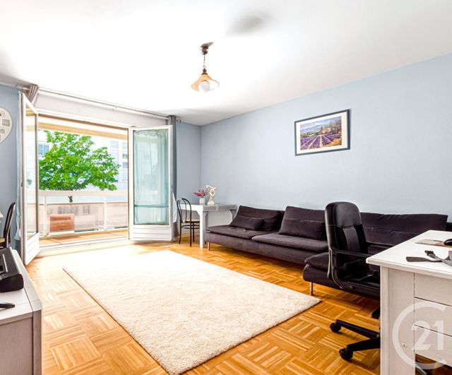 Appartement F4 à vendre - 4 pièces - 91.6 m2 - LYON - 69008 - RHONE-ALPES - Century 21 Hestia Ldi
