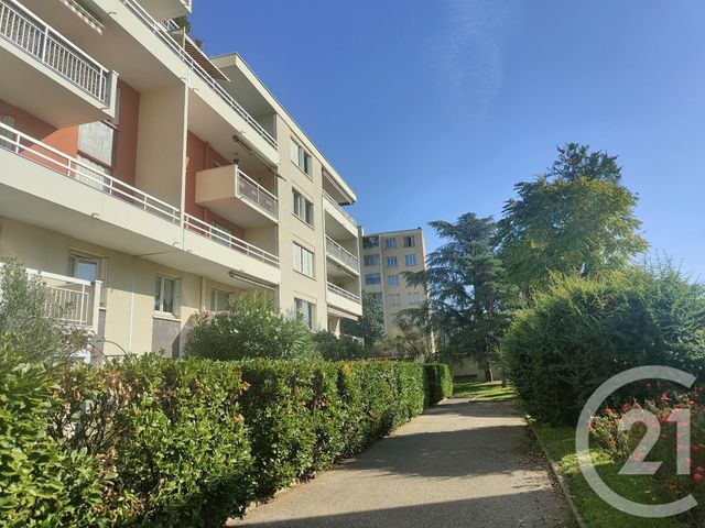 Appartement F3 à vendre - 3 pièces - 62.89 m2 - LYON - 69008 - RHONE-ALPES - Century 21 Hestia Ldi