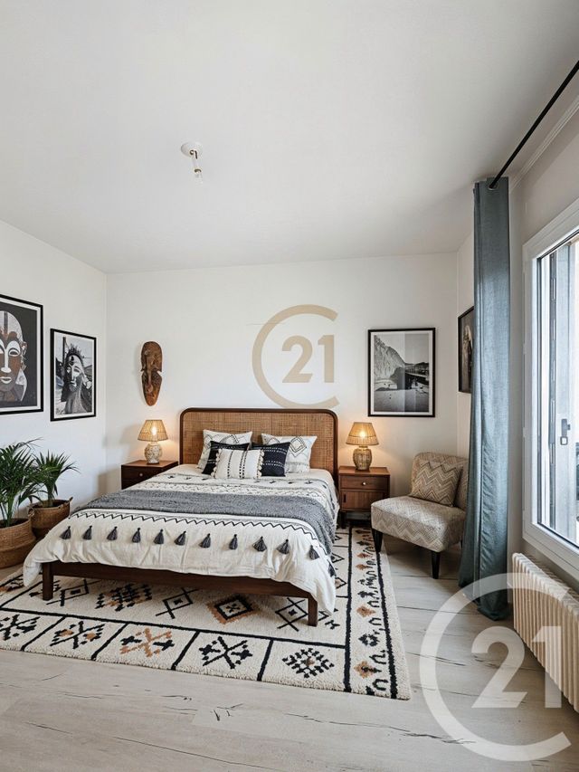 Appartement F3 à vendre - 3 pièces - 55.62 m2 - LYON - 69008 - RHONE-ALPES - Century 21 Hestia Ldi