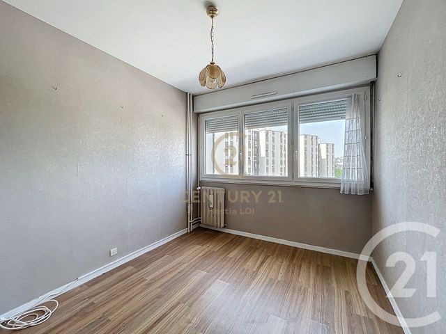 Appartement T5 à vendre - 4 pièces - 92.0 m2 - LYON - 69008 - RHONE-ALPES - Century 21 Hestia Ldi