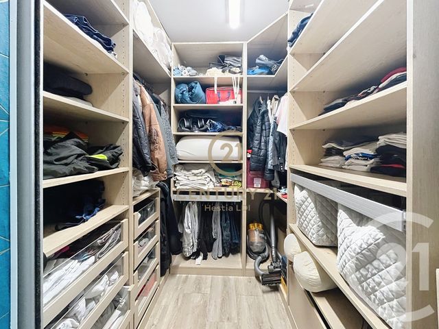 Afficher la photo en grand Appartement F3 à vendre - 3 pièces - 74.76 m2 - VENISSIEUX - 69 - RHONE-ALPES - Century 21 Hestia Ldi