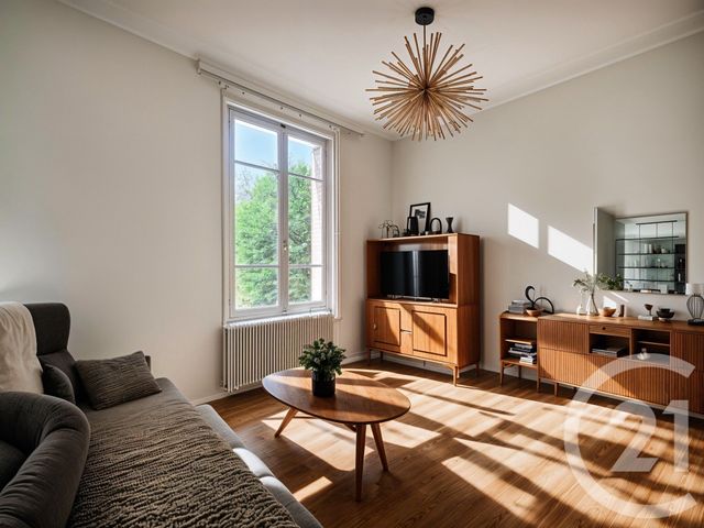 Afficher la photo en grand maison à vendre - 4 pièces - 82.0 m2 - LYON - 69008 - RHONE-ALPES - Century 21 Hestia Ldi