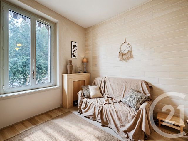 Afficher la photo en grand maison à vendre - 3 pièces - 52.0 m2 - LYON - 69008 - RHONE-ALPES - Century 21 Hestia Ldi