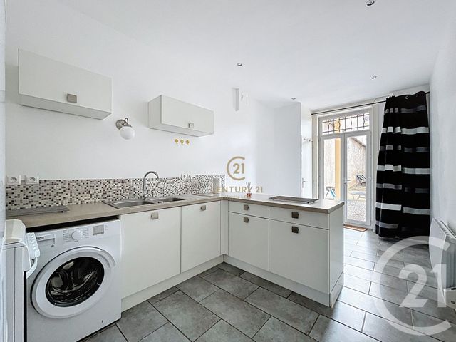 Afficher la photo en grand Appartement T2 à vendre - 2 pièces - 33.13 m2 - LYON - 69008 - RHONE-ALPES - Century 21 Hestia Ldi