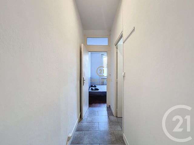 Afficher la photo en grand Appartement T2 à vendre - 2 pièces - 33.13 m2 - LYON - 69008 - RHONE-ALPES - Century 21 Hestia Ldi