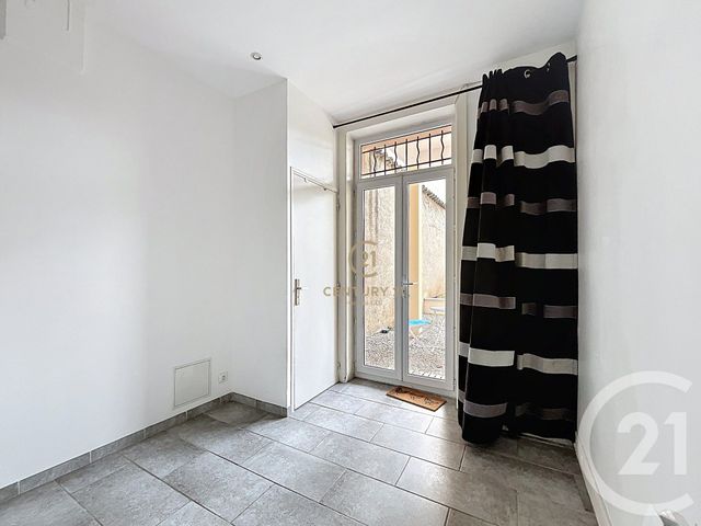 Afficher la photo en grand Appartement T2 à vendre - 2 pièces - 33.13 m2 - LYON - 69008 - RHONE-ALPES - Century 21 Hestia Ldi