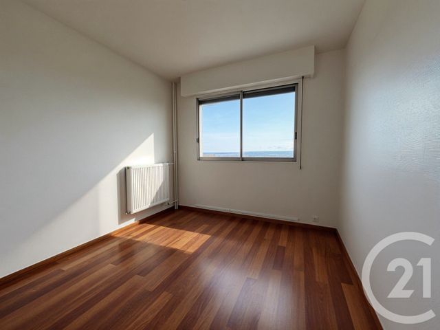 Appartement F5 à louer - 5 pièces - 97.43 m2 - VENISSIEUX - 69 - RHONE-ALPES - Century 21 Hestia Ldi