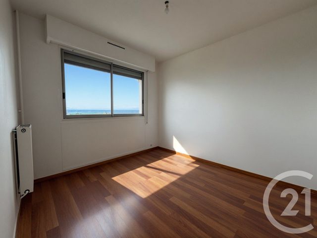 Appartement F5 à louer - 5 pièces - 97.43 m2 - VENISSIEUX - 69 - RHONE-ALPES - Century 21 Hestia Ldi