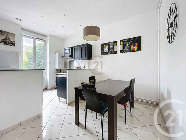 Appartement T4 à vendre - 4 pièces - 79.47 m2 - VENISSIEUX - 69 - RHONE-ALPES - Century 21 Hestia Ldi