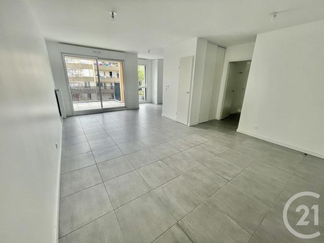 Appartement F3 à louer - 3 pièces - 66.21 m2 - LYON - 69008 - RHONE-ALPES - Century 21 Hestia Ldi