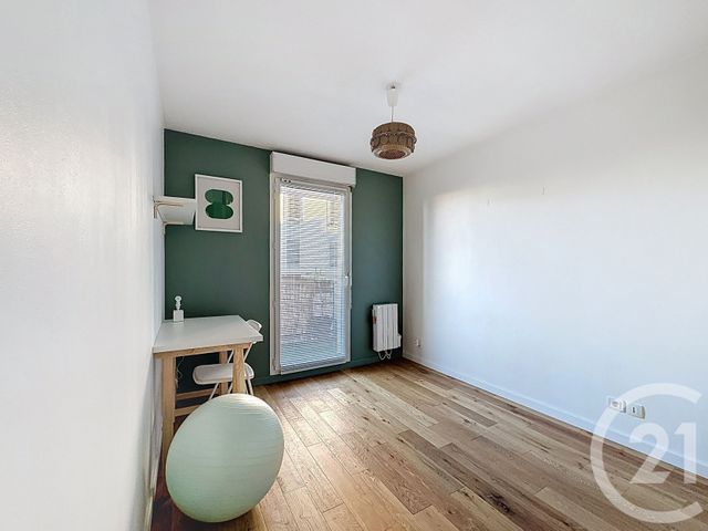 Appartement F3 à louer - 3 pièces - 69.35 m2 - LYON - 69008 - RHONE-ALPES - Century 21 Hestia Ldi