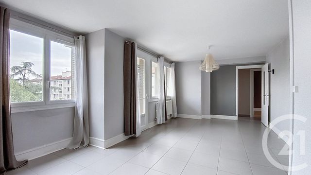 Appartement F4 à vendre - 4 pièces - 68.0 m2 - LYON - 69008 - RHONE-ALPES - Century 21 Hestia Ldi
