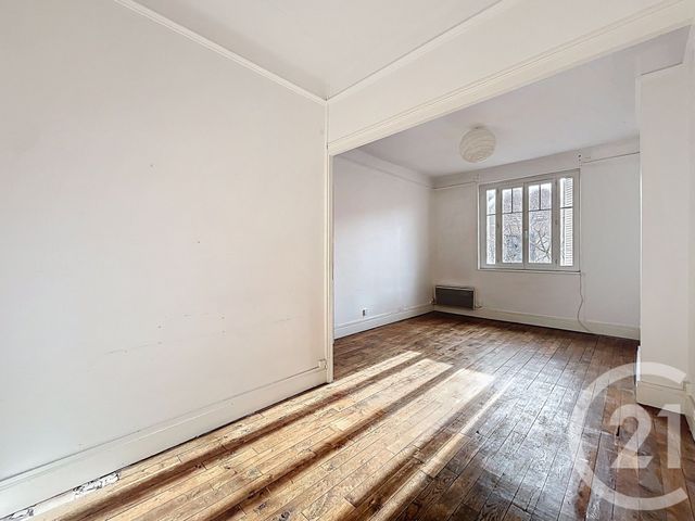 Appartement T2 à vendre - 2 pièces - 41.0 m2 - LYON - 69008 - RHONE-ALPES - Century 21 Hestia Ldi