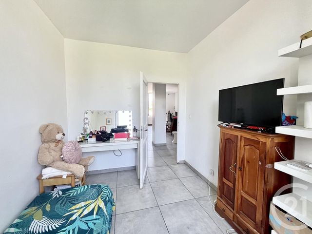 Appartement T3 à vendre - 3 pièces - 67.52 m2 - VILLEURBANNE - 69 - RHONE-ALPES - Century 21 Hestia Ldi