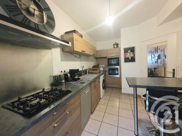 Appartement F3 à vendre - 3 pièces - 69.68 m2 - LYON - 69003 - RHONE-ALPES - Century 21 Hestia Ldi
