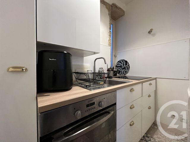 Appartement T5 à vendre - 4 pièces - 74.0 m2 - LYON - 69003 - RHONE-ALPES - Century 21 Hestia Ldi