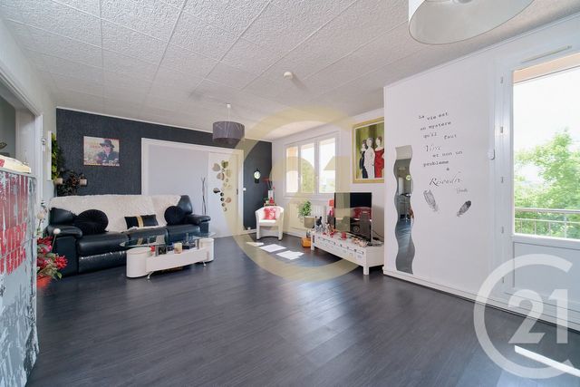 Afficher la photo en grand Appartement T3 à vendre - 3 pièces - 68.05 m2 - LYON - 69008 - RHONE-ALPES - Century 21 Hestia Ldi