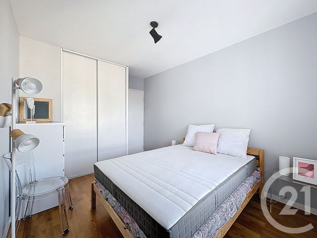 Appartement F4 à louer - 4 pièces - 110.81 m2 - LYON - 69004 - RHONE-ALPES - Century 21 Hestia Ldi