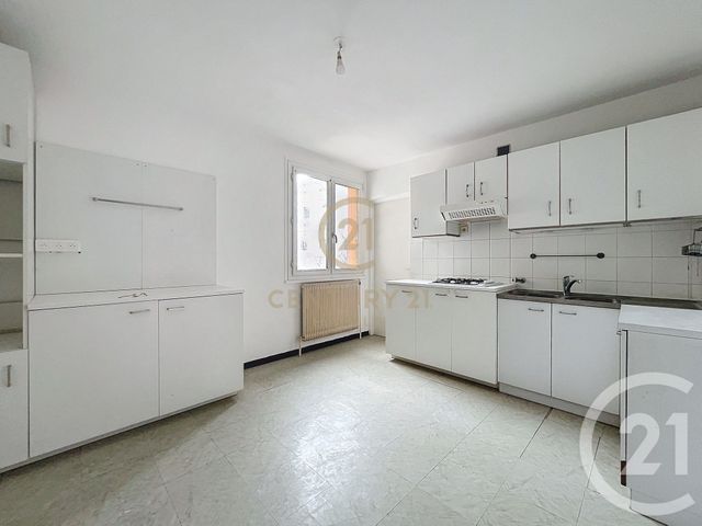 Appartement F5 à vendre - 5 pièces - 119.61 m2 - VILLEURBANNE - 69 - RHONE-ALPES - Century 21 Hestia Ldi