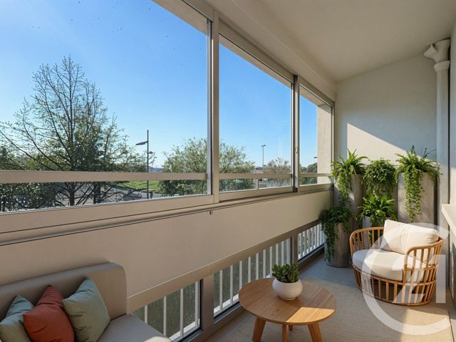 Appartement à vendre - 4 pièces - 78.41 m2 - DECINES CHARPIEU - 69 - RHONE-ALPES - Century 21 Hestia Ldi