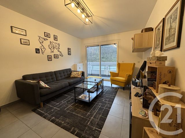Appartement F3 à louer STE FOY LES LYON