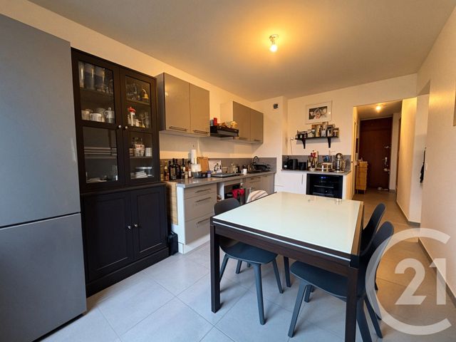 Appartement F3 à louer - 3 pièces - 63.28 m2 - STE FOY LES LYON - 69 - RHONE-ALPES - Century 21 Hestia Ldi