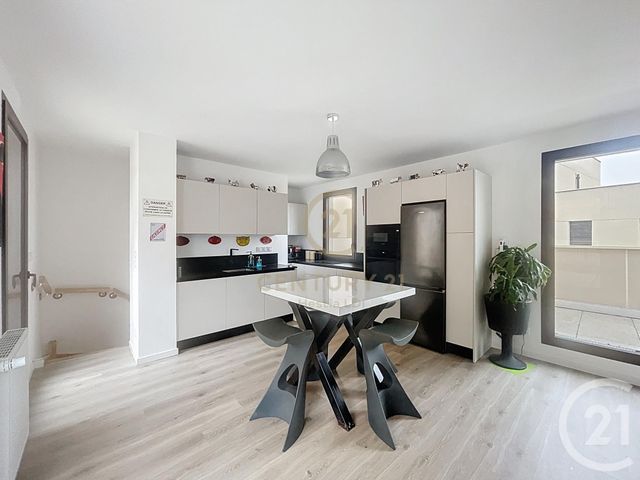 Appartement Duplex à vendre - 5 pièces - 104.79 m2 - LYON - 69005 - RHONE-ALPES - Century 21 Hestia Ldi