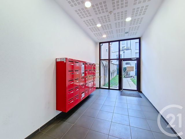 Appartement Studio à vendre - 1 pièce - 19.7 m2 - LYON - 69007 - RHONE-ALPES - Century 21 Hestia Ldi