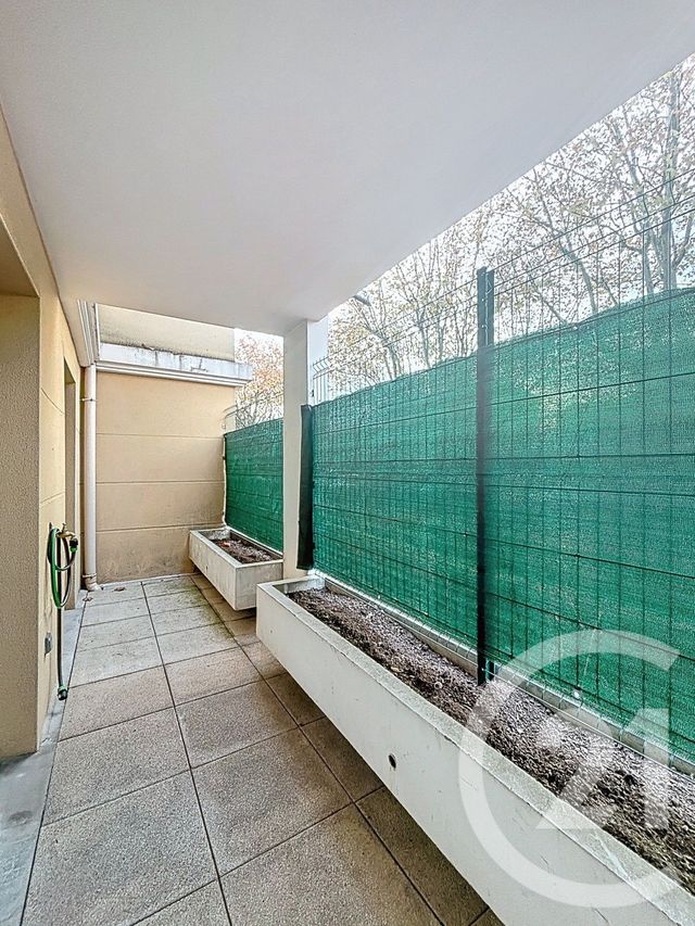 Appartement F2 à vendre - 2 pièces - 41.0 m2 - VAULX EN VELIN - 69 - RHONE-ALPES - Century 21 Hestia Ldi