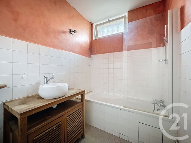 Appartement F2 à vendre - 2 pièces - 48.11 m2 - LYON - 69008 - RHONE-ALPES - Century 21 Hestia Ldi