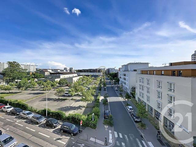 Appartement T3 à vendre - 3 pièces - 86.0 m2 - LYON - 69008 - RHONE-ALPES - Century 21 Hestia Ldi