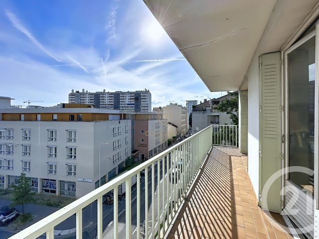 Appartement T3 à vendre - 3 pièces - 86.0 m2 - LYON - 69008 - RHONE-ALPES - Century 21 Hestia Ldi