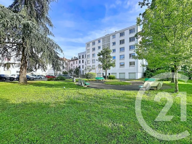 Appartement T3 à vendre - 3 pièces - 86.0 m2 - LYON - 69008 - RHONE-ALPES - Century 21 Hestia Ldi