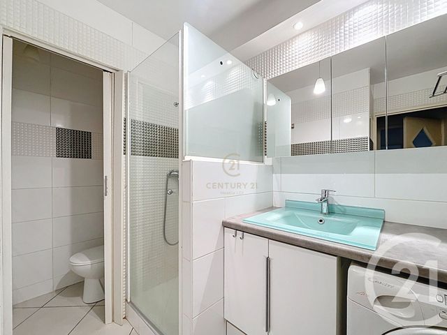 Appartement F2 à vendre - 2 pièces - 55.0 m2 - LYON - 69008 - RHONE-ALPES - Century 21 Hestia Ldi