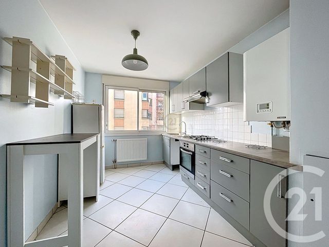 Appartement F2 à vendre - 2 pièces - 55.0 m2 - LYON - 69008 - RHONE-ALPES - Century 21 Hestia Ldi