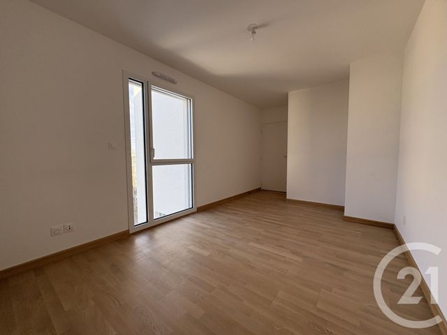 Appartement F4 à louer - 4 pièces - 83.5 m2 - LYON - 69008 - RHONE-ALPES - Century 21 Hestia Ldi