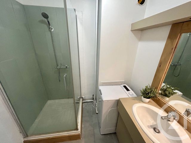 Appartement F2 à louer - 2 pièces - 54.06 m2 - BRON - 69 - RHONE-ALPES - Century 21 Hestia Ldi