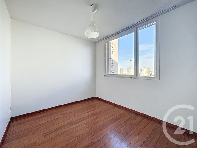 Appartement F3 à louer - 3 pièces - 79.73 m2 - LYON - 69008 - RHONE-ALPES - Century 21 Hestia Ldi