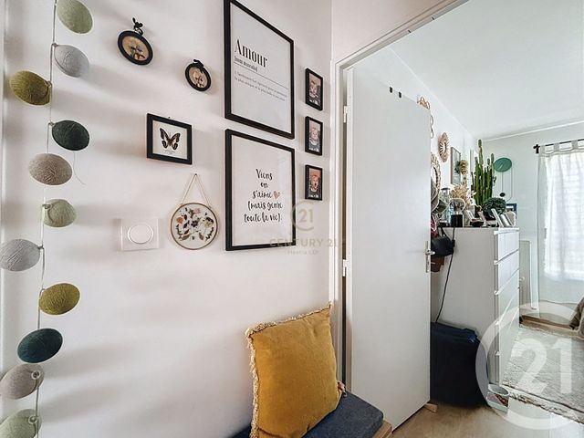 Appartement F3 à vendre - 3 pièces - 59.0 m2 - LYON - 69007 - RHONE-ALPES - Century 21 Hestia Ldi