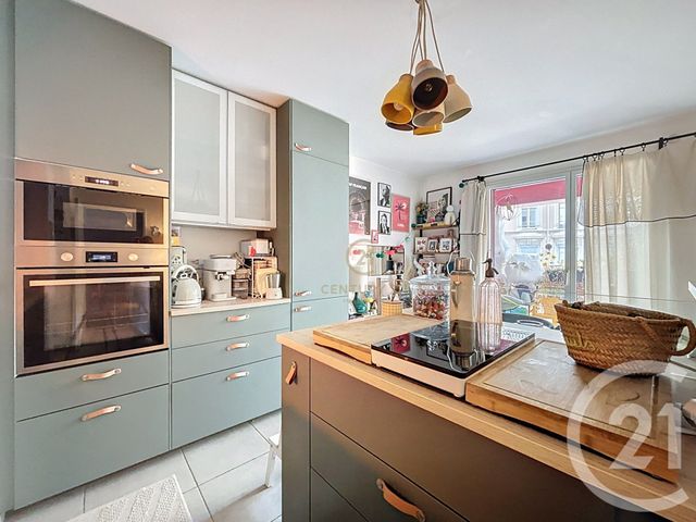 Appartement F3 à vendre - 3 pièces - 59.0 m2 - LYON - 69007 - RHONE-ALPES - Century 21 Hestia Ldi