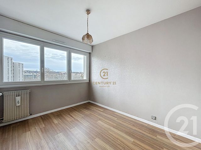 Appartement T4 à vendre - 4 pièces - 92.0 m2 - LYON - 69008 - RHONE-ALPES - Century 21 Hestia Ldi