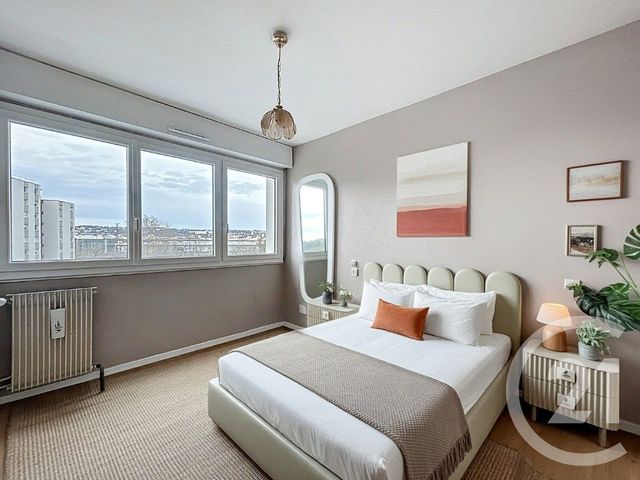 Appartement T4 à vendre - 4 pièces - 92.0 m2 - LYON - 69008 - RHONE-ALPES - Century 21 Hestia Ldi