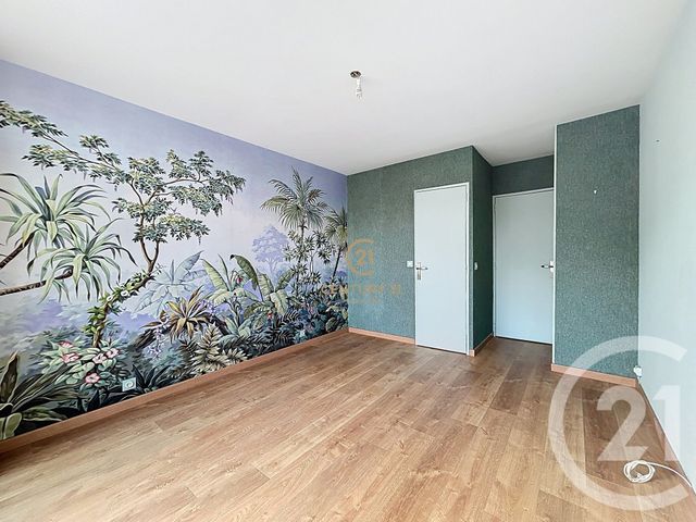 Appartement T4 à vendre - 4 pièces - 92.0 m2 - LYON - 69008 - RHONE-ALPES - Century 21 Hestia Ldi