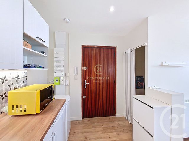 Appartement T2 à vendre - 2 pièces - 31.34 m2 - LYON - 69008 - RHONE-ALPES - Century 21 Hestia Ldi