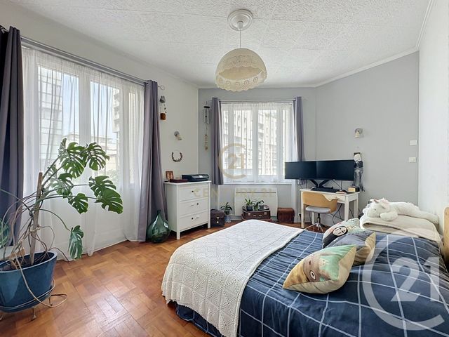 Appartement F3 à vendre - 3 pièces - 76.09 m2 - LYON - 69008 - RHONE-ALPES - Century 21 Hestia Ldi