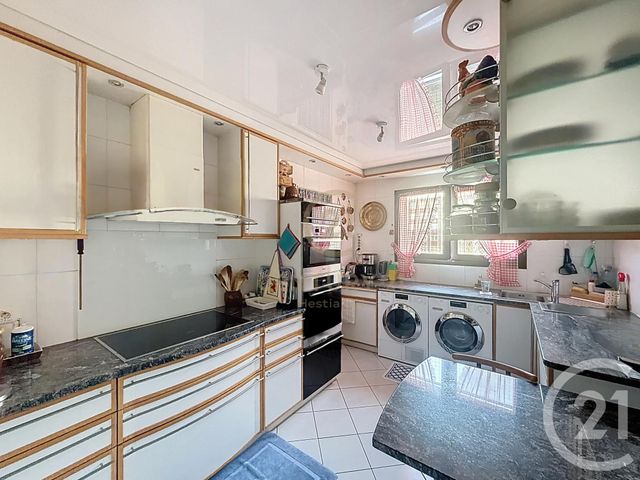 Appartement T4 à vendre - 4 pièces - 109.94 m2 - LYON - 69004 - RHONE-ALPES - Century 21 Hestia Ldi